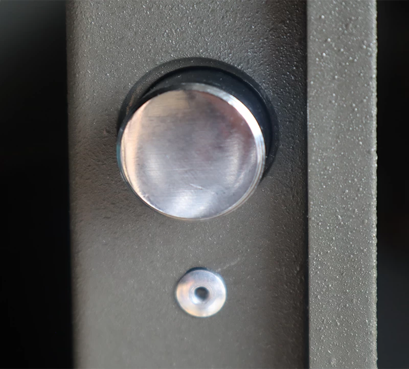 Взломостойкий сейф Safetronics IVETA P МEs